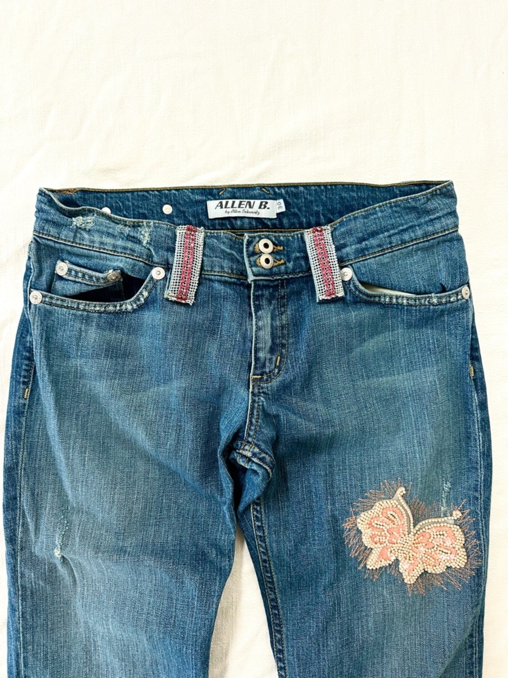 Allen B. Y2K rhinestone Women's Blue Denim Capris Embroidered Butterfly Beaded